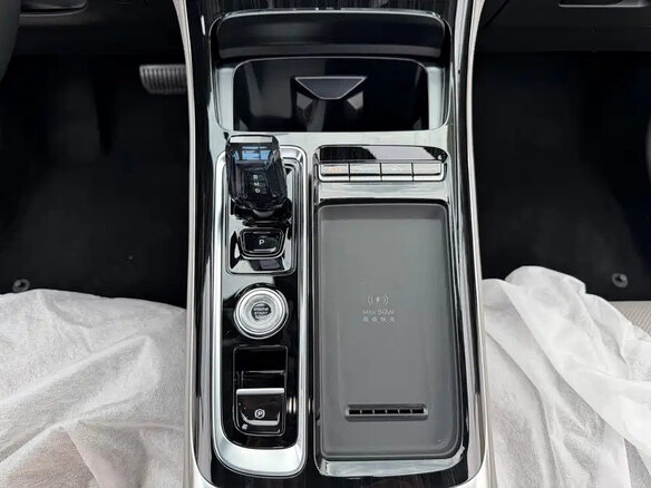 2025 Geely Boyue L I Рестайлинг, чёрный, 2590017 рублей - вид 19