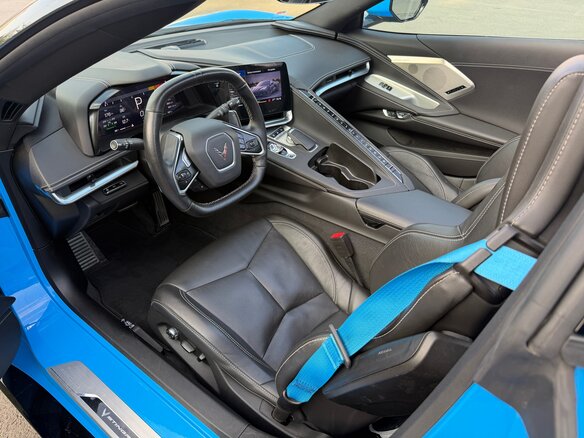 2021 Chevrolet Corvette Stingray C8, голубой, 13900000 рублей - вид 14