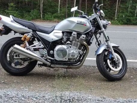 2000 Yamaha XJR1300, серебристый, 480000 рублей, вид 3