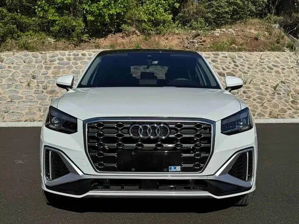 2022 Audi Q2 35 TFSI I Рестайлинг, белый - вид 1