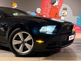 2013 Ford Mustang V Рестайлинг, чёрный, 2950000 рублей, вид 4