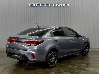 2020 Kia Rio IV, серый, 1497000 рублей, вид 5
