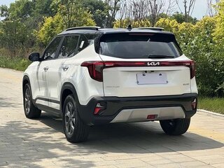 2026 Kia Seltos I Рестайлинг, белый, 1700000 рублей, вид 4