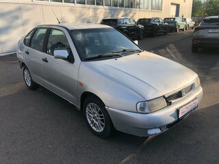 1999 SEAT Cordoba I, серебристый, 99000 рублей, вид 3