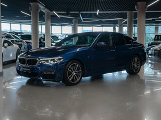 2018 BMW 5 серии 530d xDrive VII (G30/G31/G38), синий, 4370000 рублей, вид 1
