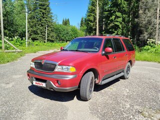 1998 Lincoln Navigator I, красный, 900000 рублей, вид 1