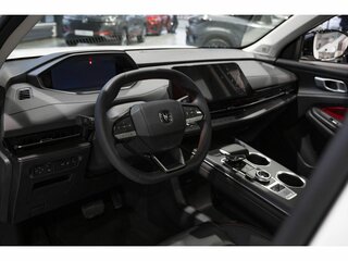 2025 Changan UNI-S I, белый, 3179900 рублей, вид 4