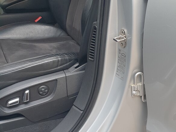 2011 Audi Q7 I (4L) Рестайлинг, серебристый, 2400000 рублей - вид 15