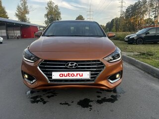 2017 Hyundai Solaris II, золотистый, 1070000 рублей, вид 1