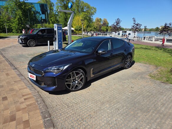 2021 Kia Stinger I Рестайлинг, синий, 4000000 рублей