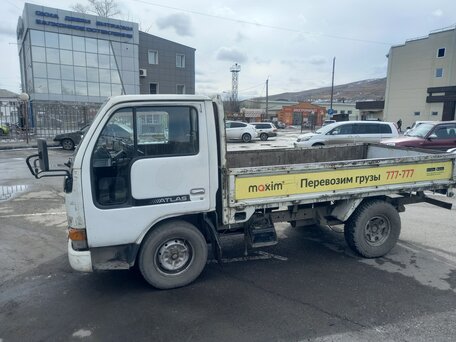 1992 Nissan Atlas, белый, 650000 рублей, вид 2