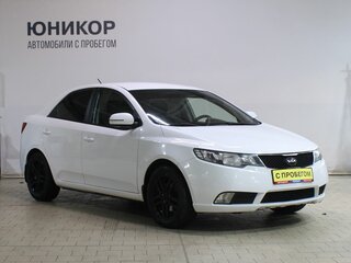 2010 Kia Cerato 5-speed II, белый, 469000 рублей, вид 3