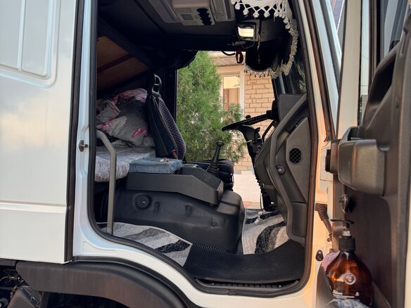 2000 Iveco EuroCargo, белый, 1650000 рублей - вид 23
