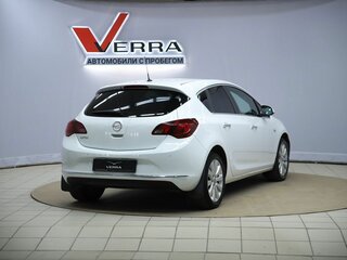 2012 Opel Astra J Рестайлинг, белый, 590000 рублей, вид 5