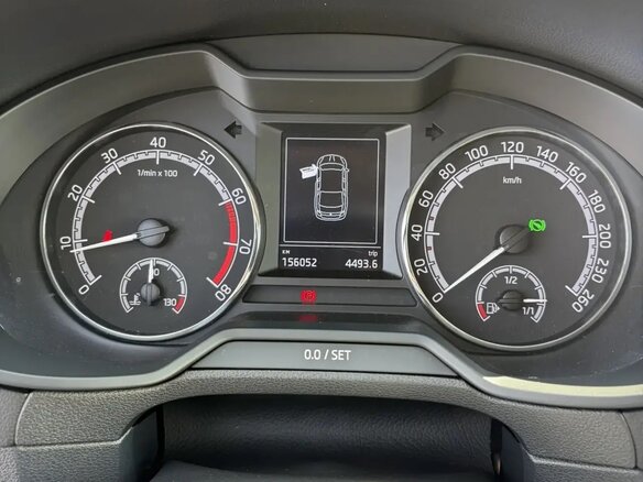 2020 Skoda Octavia III (A7) Рестайлинг, белый, 1700000 рублей - вид 8