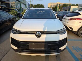 2025 Volkswagen Tharu 300 TSI I Рестайлинг, белый, 2189000 рублей, вид 2