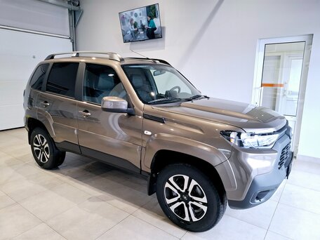 Lada (ВАЗ) Niva Travel I