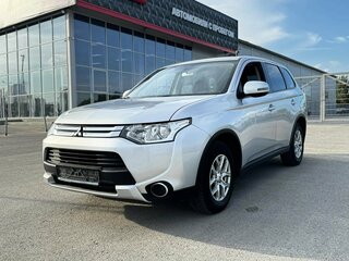 2014 Mitsubishi Outlander III Рестайлинг, серебристый, 1568800 рублей, вид 1