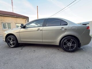 2008 Mitsubishi Lancer X, бежевый, 600000 рублей, вид 2