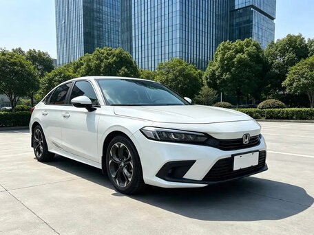 2022 Honda Civic XI, белый, 1790000 рублей, вид 1