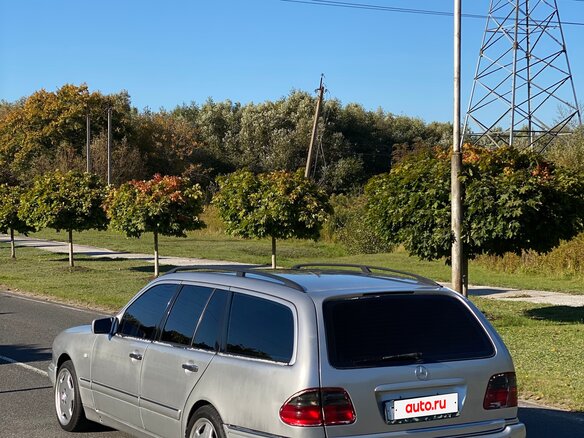1997 Mercedes-Benz E-Класс 300 II (W210, S210), серебристый - вид 5