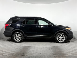 2013 Ford Explorer V, чёрный, 1150000 рублей, вид 4