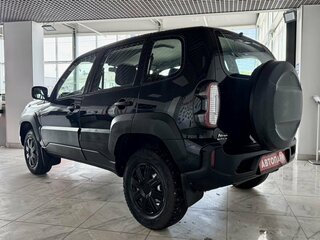 2024 Lada (ВАЗ) Niva Travel I, зелёный, 1169000 рублей, вид 4