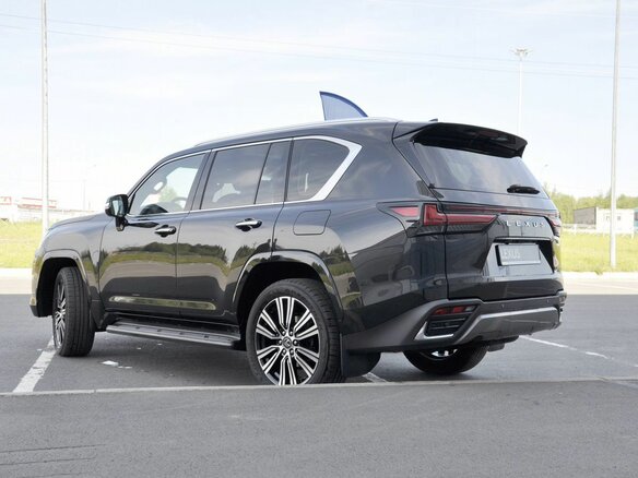 2026 Lexus LX 600 IV, чёрный, 19100000 рублей - вид 3