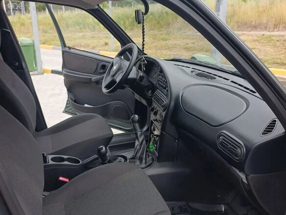 2015 Chevrolet Niva I Рестайлинг, зелёный, 625000 рублей - вид 5