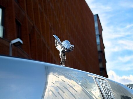 2023 Rolls-Royce Ghost Black Badge II (Series I), чёрный, 31500000 рублей, вид 5