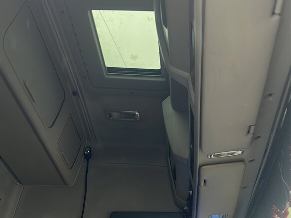 2013 Volvo FH 540, синий, 3275000 рублей - вид 5