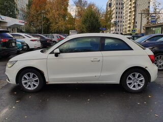 2010 Audi A1 I (8X), белый, 600000 рублей, вид 4