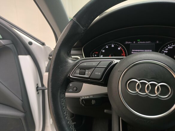2020 Audi A4 35 TFSI V (B9) Рестайлинг, белый, 2650000 рублей - вид 14