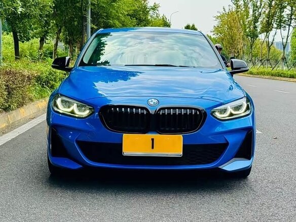 2022 BMW 1 серии 120i III (F52) Рестайлинг, голубой - вид 1