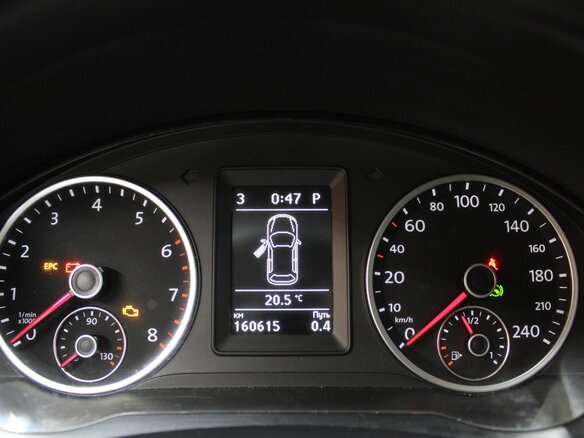 2015 Volkswagen Tiguan I Рестайлинг, чёрный, 1488000 рублей - вид 13