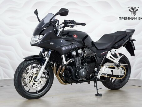2025 Honda CB 1300, чёрный, 1799000 рублей, вид 3