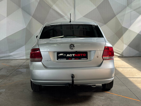 2013 Volkswagen Polo V, серебристый - вид 4