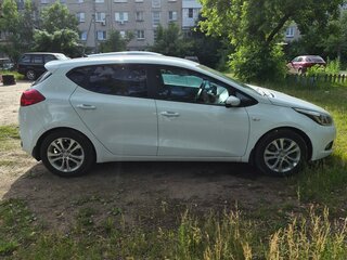 2014 Kia Ceed II, белый, 1300000 рублей, вид 4