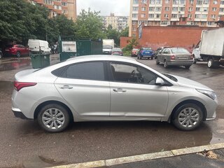 2021 Hyundai Solaris II Рестайлинг, серый, 1600000 рублей, вид 4