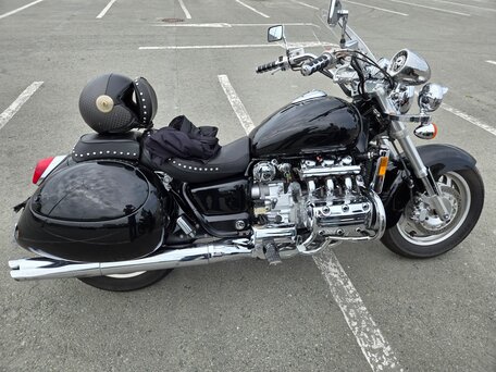 1999 Honda Valkyrie 1500, чёрный, 800000 рублей, вид 1