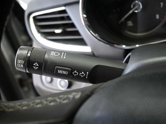 2022 Buick Encore I Рестайлинг, серый, 1599900 рублей - вид 14