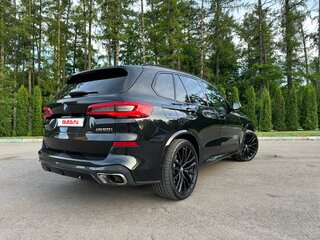 2020 BMW X5 M50i IV (G05/G18), чёрный, 11400000 рублей, вид 5