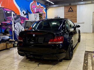2008 BMW 1 серии 120d I (E81/E82/E87/E88) Рестайлинг, чёрный, 1550000 рублей, вид 4