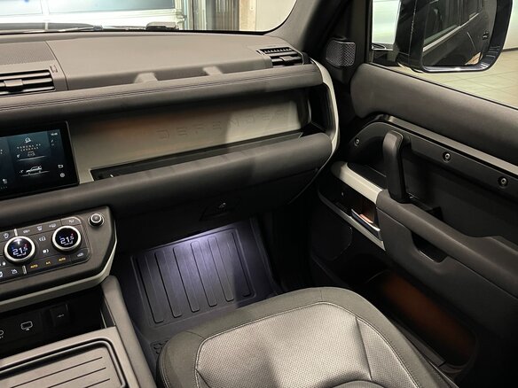 2020 Land Rover Defender 110 II, чёрный - вид 14