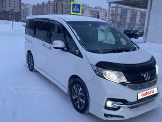 2015 Honda Stepwgn Spada V, белый, 1890000 рублей, вид 3