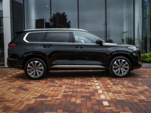 2025 Exeed VX I Рестайлинг, чёрный, 5530000 рублей - вид 3