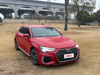 2022 Audi A3 Sportback 35 TFSI IV (8Y), красный, 2599000 рублей, вид 3
