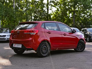 2016 Kia Rio III Рестайлинг, красный, 774000 рублей, вид 2