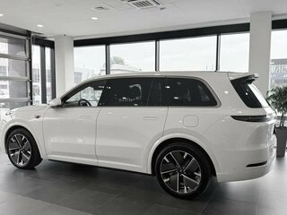 2026 Li Auto (Lixiang) L9 52.3 kWh I Рестайлинг, белый, 11990000 рублей, вид 5