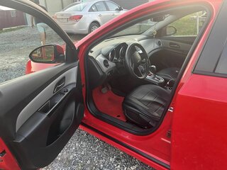 2013 Chevrolet Cruze I Рестайлинг, красный, 800000 рублей, вид 3